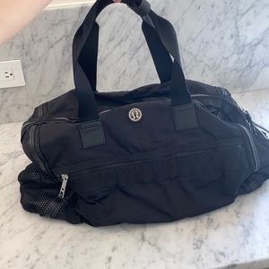 Black lululemon duffle bag